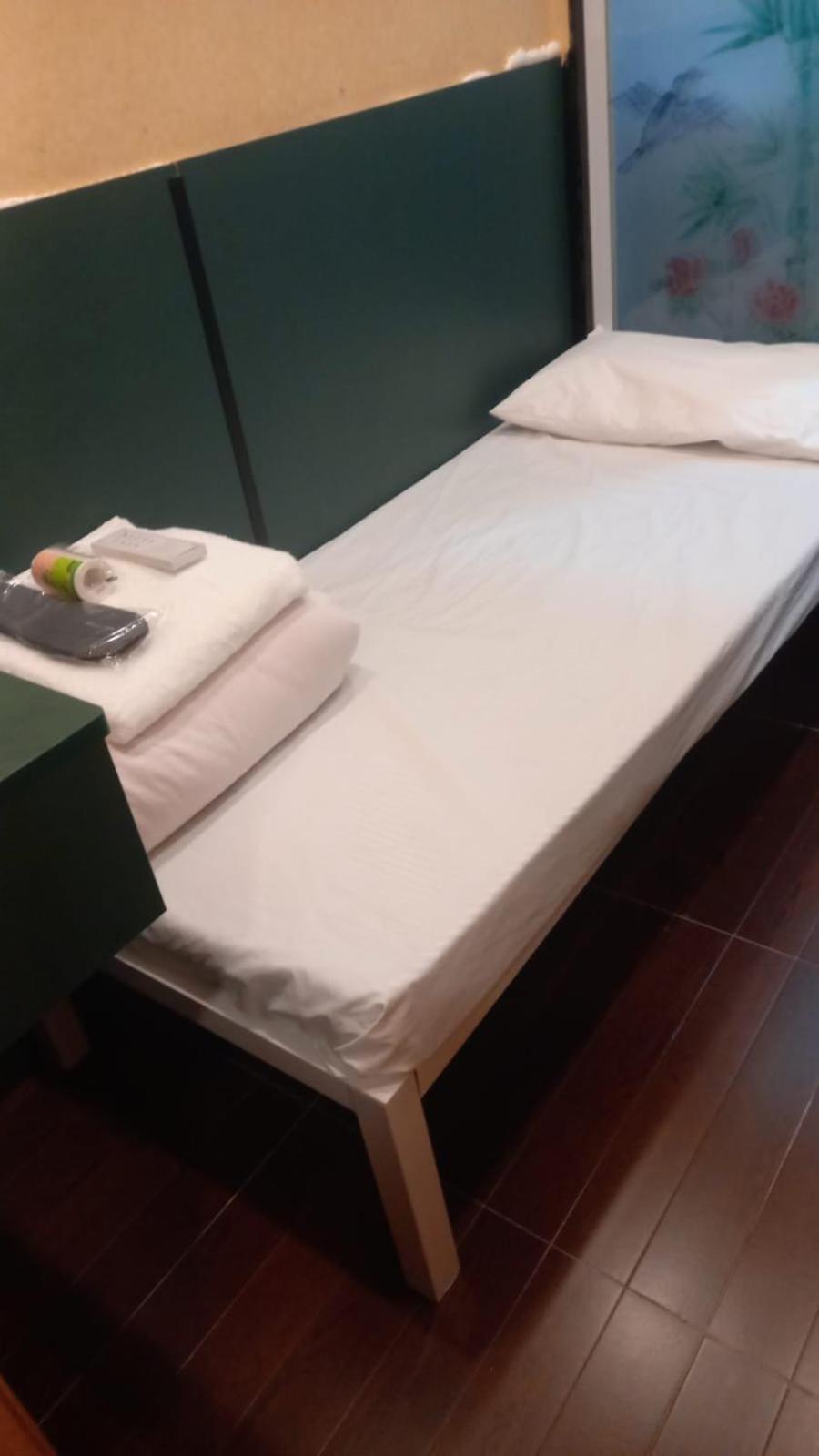New Garden Hostel Hongkong Zewnętrze zdjęcie